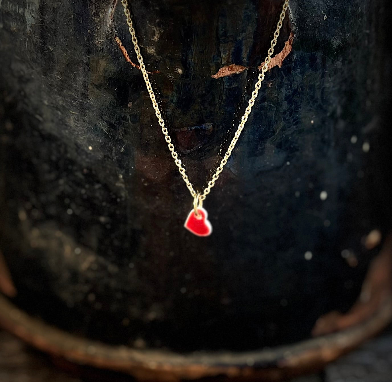 Collier Ras du cou cœur rouge