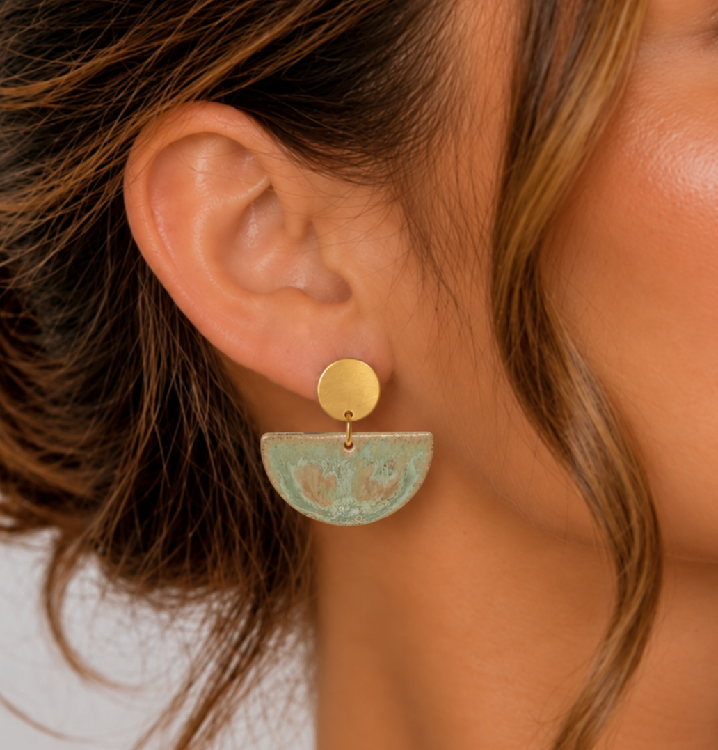Boucles d'oreille céramique "Eclipse" nuances de verts