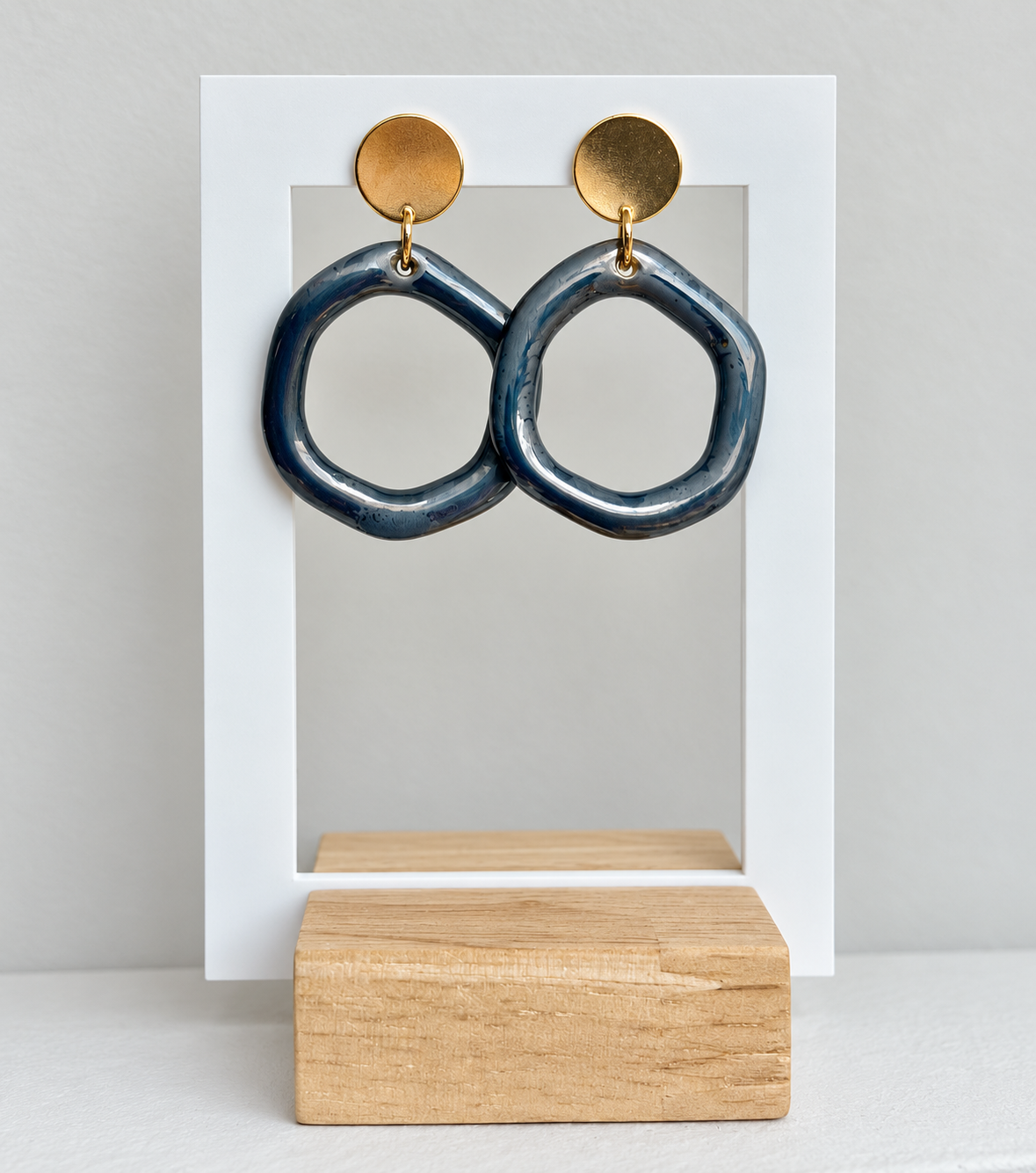 Boucles d'oreille céramique "Chic" nuances de noir