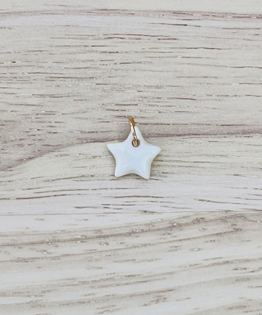 Pendentif étoile blanche