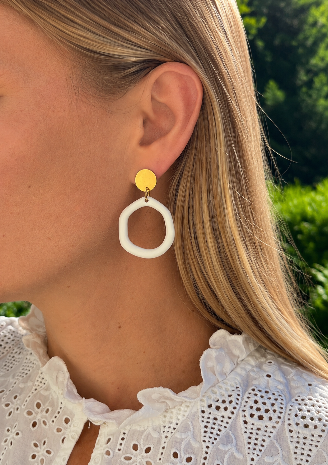 Boucles d'oreille céramique "Chic" blanches
